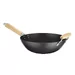 Wok met houten handvat