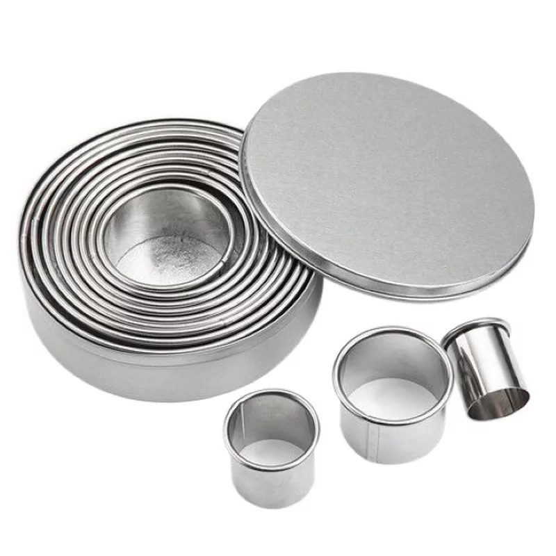 Set emporte pièces 14p rond lisse 12 cm